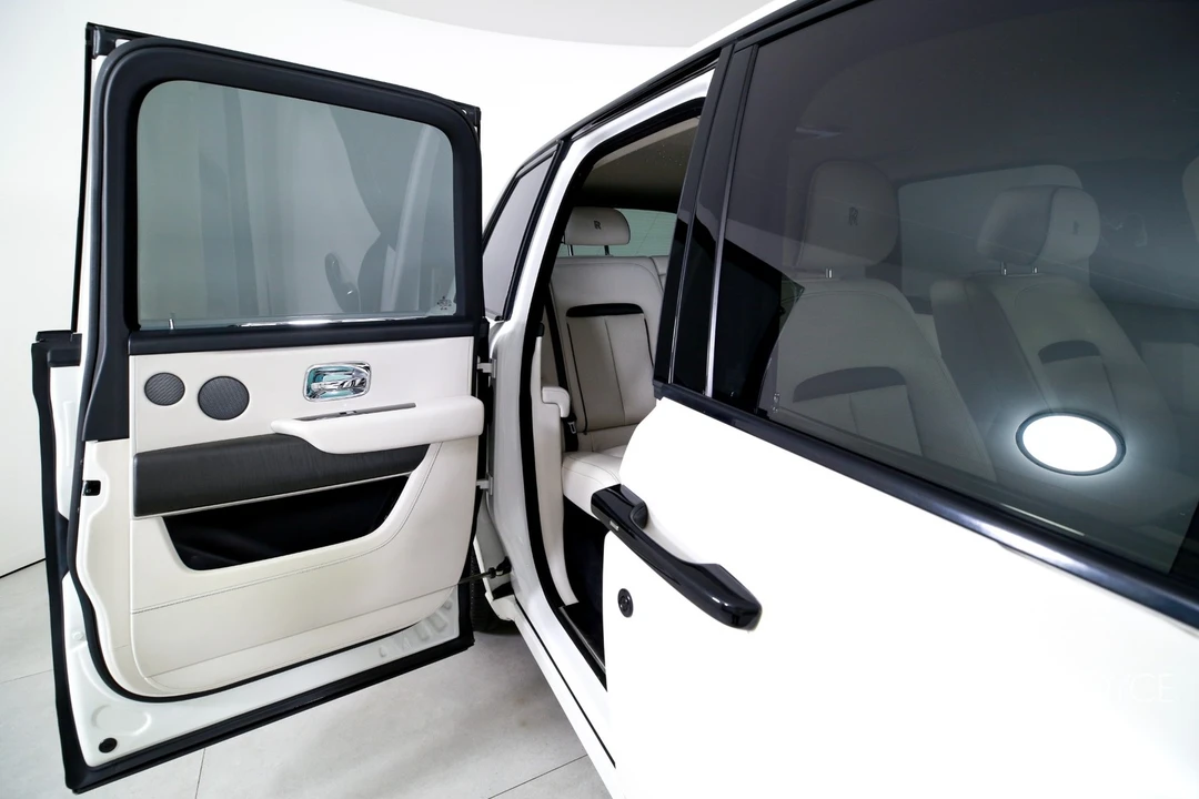 2020 Rolls-Royce Cullinan - Image 28 of 31