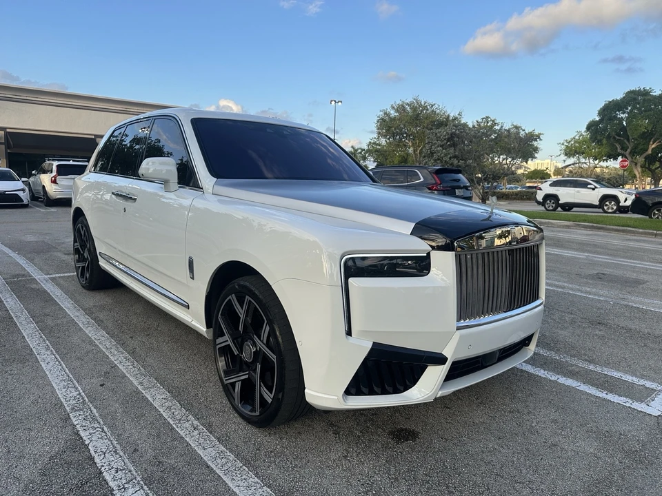 2020 Rolls-Royce Cullinan - Image 2 of 19