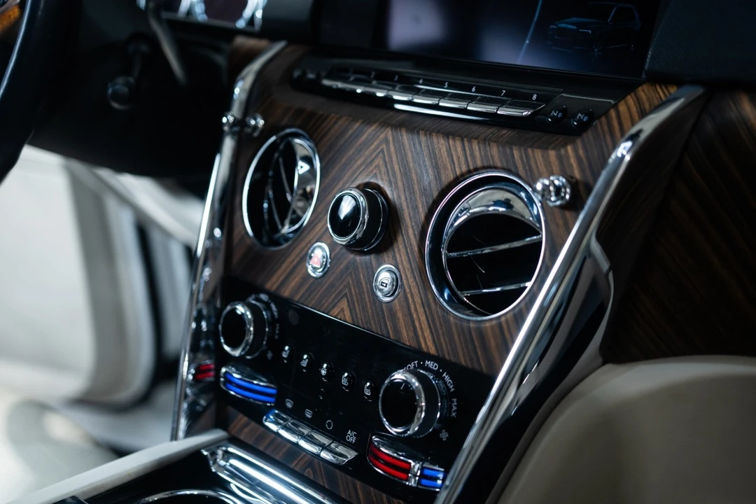 2020 Rolls-Royce Cullinan - Image 26 of 31
