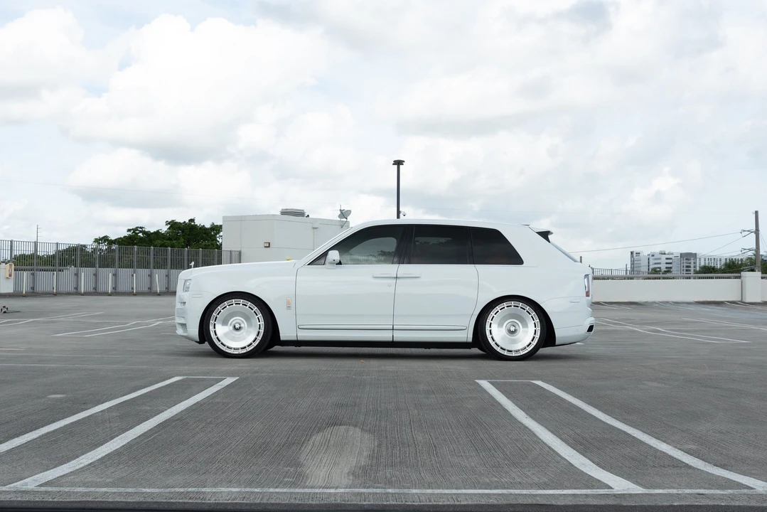 2020 Rolls-Royce Cullinan - Image 11 of 12