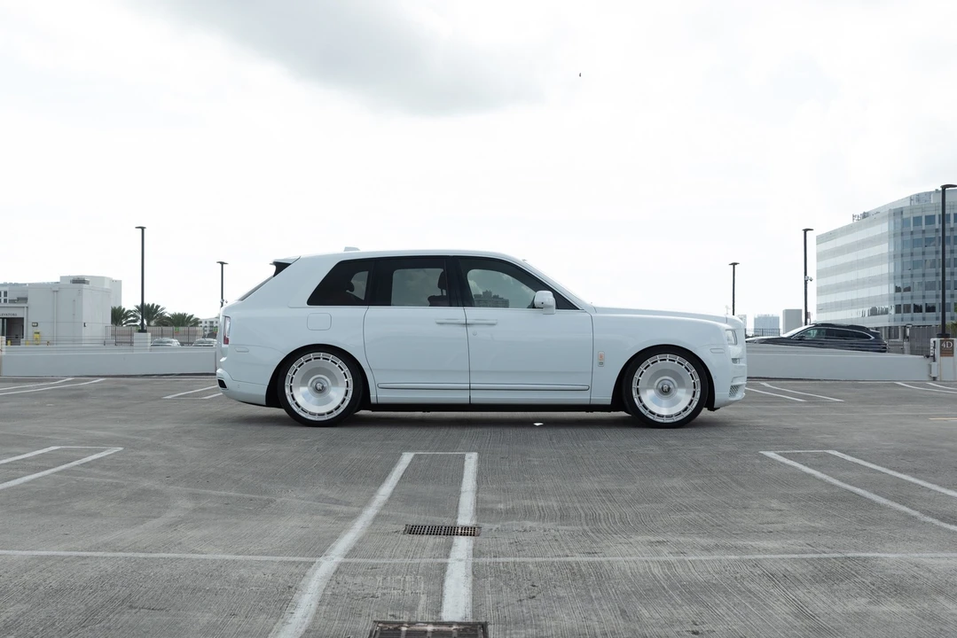 2020 Rolls-Royce Cullinan - Image 7 of 12