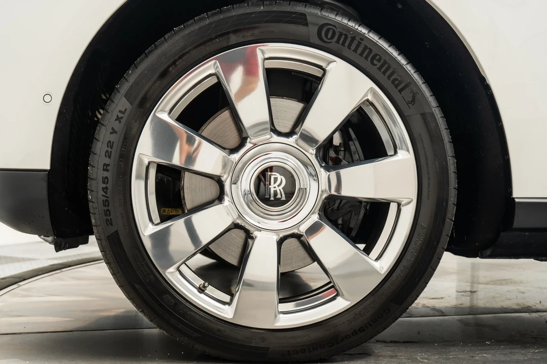 2020 Rolls-Royce Cullinan - Image 10 of 21