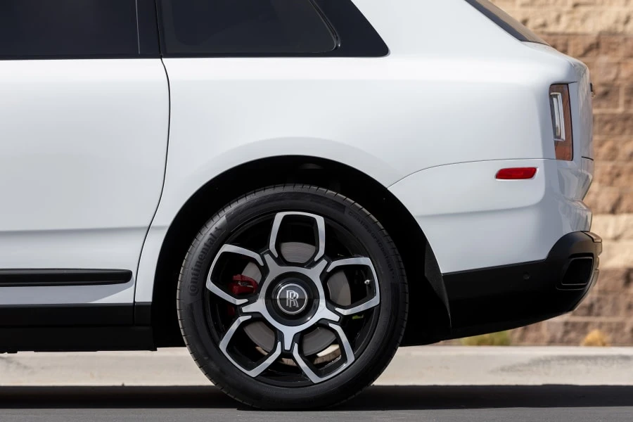 2020 Rolls-Royce Cullinan - Image 21 of 31