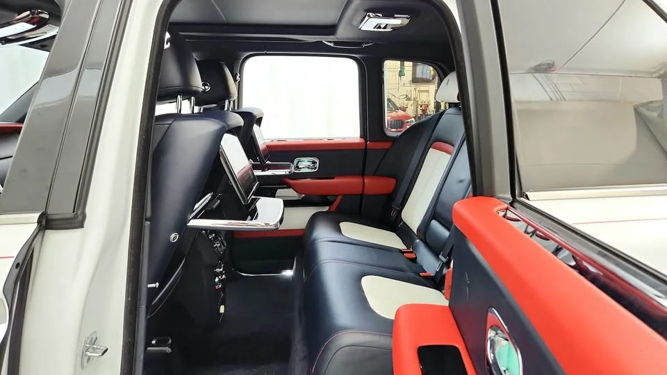 2020 Rolls-Royce Cullinan - Image 16 of 19
