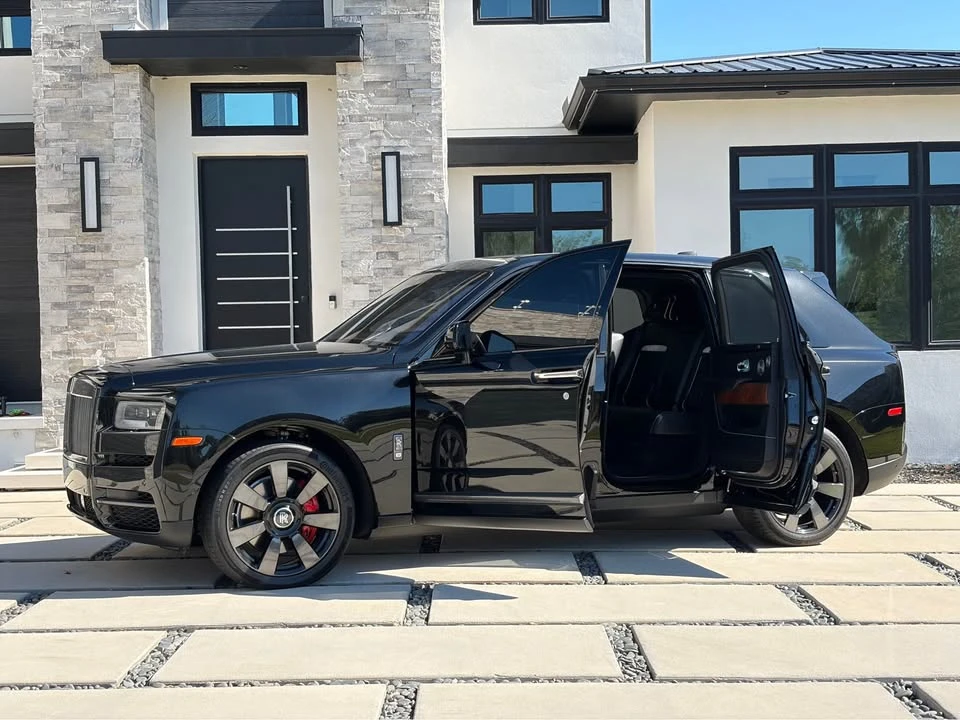 2020 Rolls-Royce Cullinan - Image 2 of 20