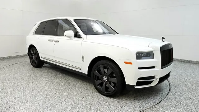 2020 Rolls-Royce Cullinan Sport Utility 4D