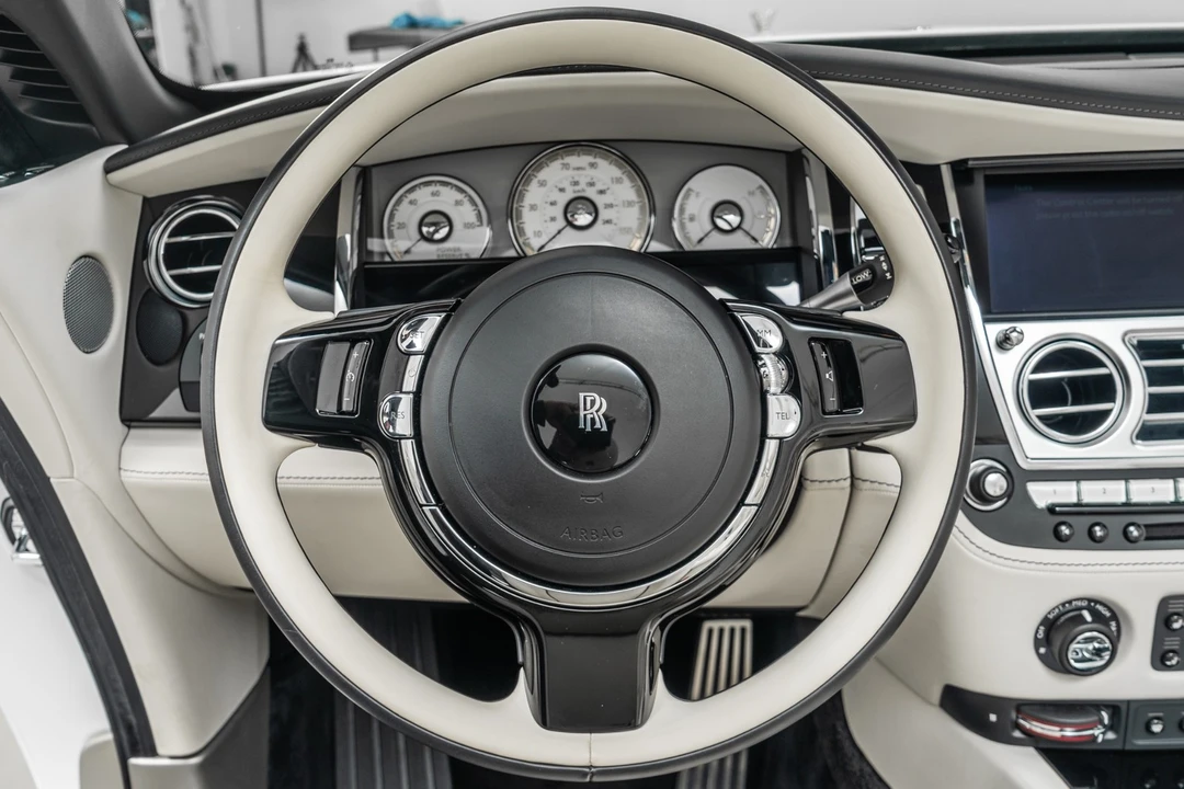 2020 Rolls-Royce Dawn - Image 15 of 21