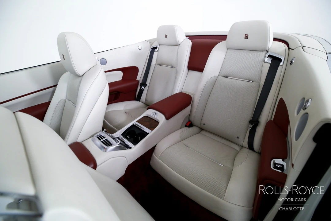 2020 Rolls-Royce Dawn - Image 17 of 31
