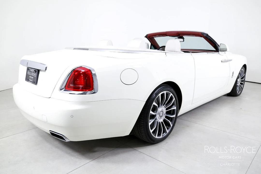 2020 Rolls-Royce Dawn - Image 2 of 31