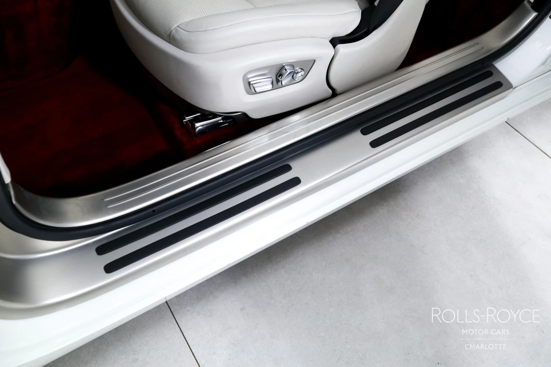 2020 Rolls-Royce Dawn - Image 19 of 31