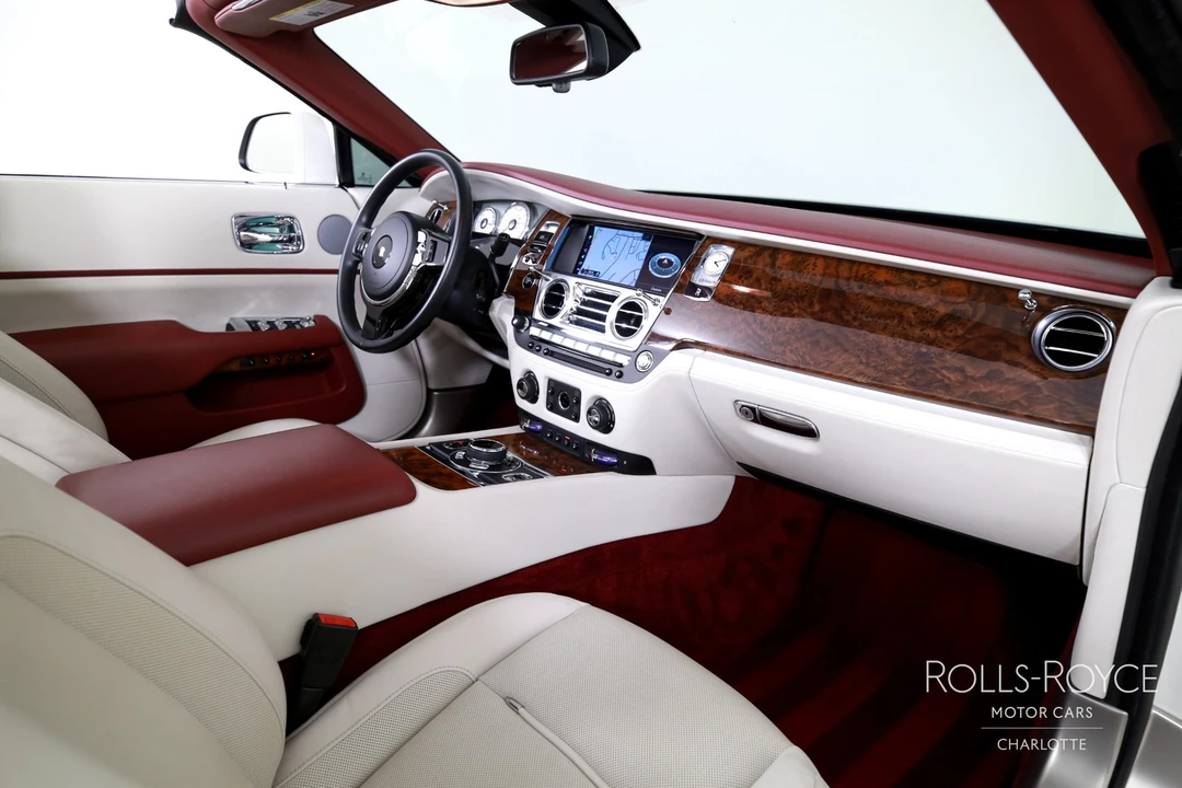 2020 Rolls-Royce Dawn - Image 24 of 31
