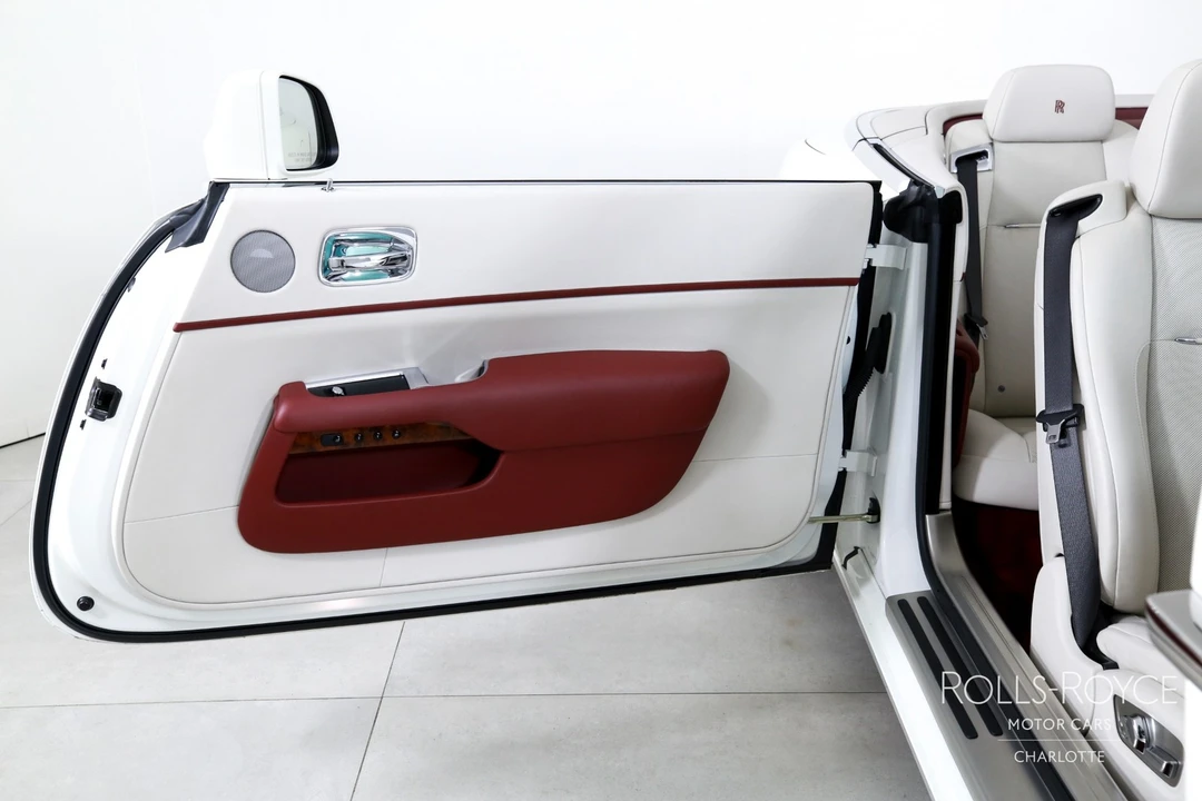 2020 Rolls-Royce Dawn - Image 22 of 31