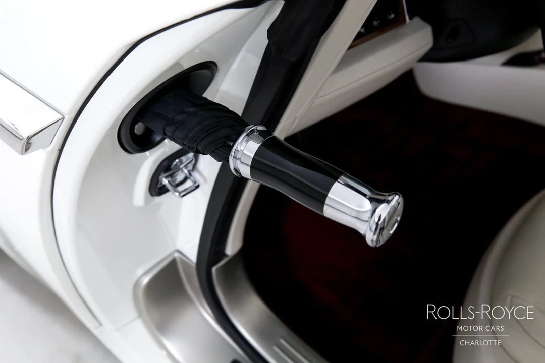 2020 Rolls-Royce Dawn - Image 16 of 31
