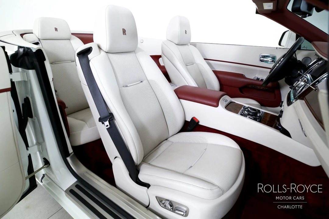 2020 Rolls-Royce Dawn - Image 23 of 31