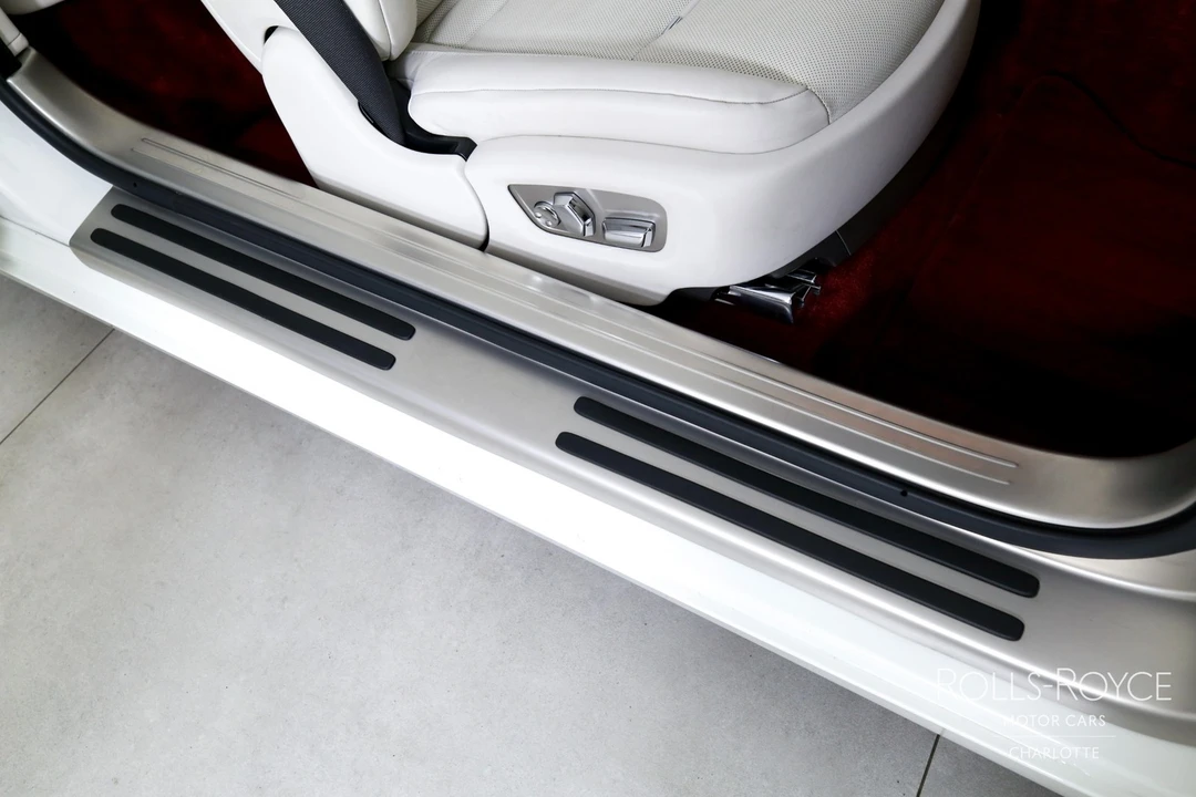 2020 Rolls-Royce Dawn - Image 26 of 31