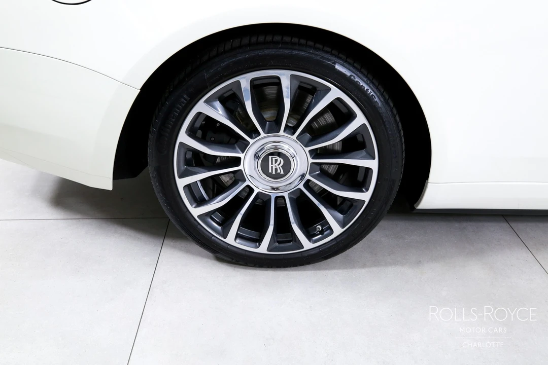 2020 Rolls-Royce Dawn - Image 30 of 31
