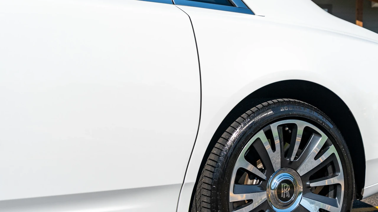 2020 Rolls-Royce Ghost 1st Gen - Image 22 of 31
