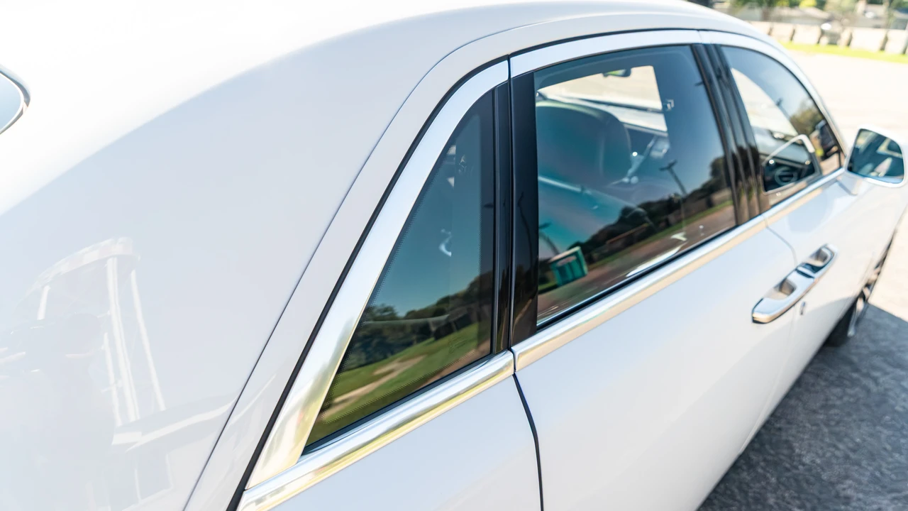 2020 Rolls-Royce Ghost 1st Gen - Image 25 of 31