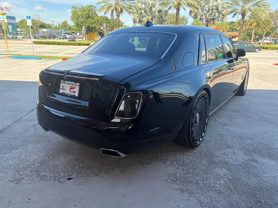 2020 Rolls-Royce Phantom VIII - Image 2 of 8