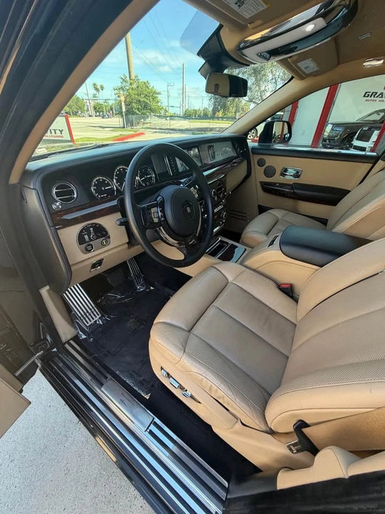 2020 Rolls-Royce Phantom VIII - Image 5 of 8