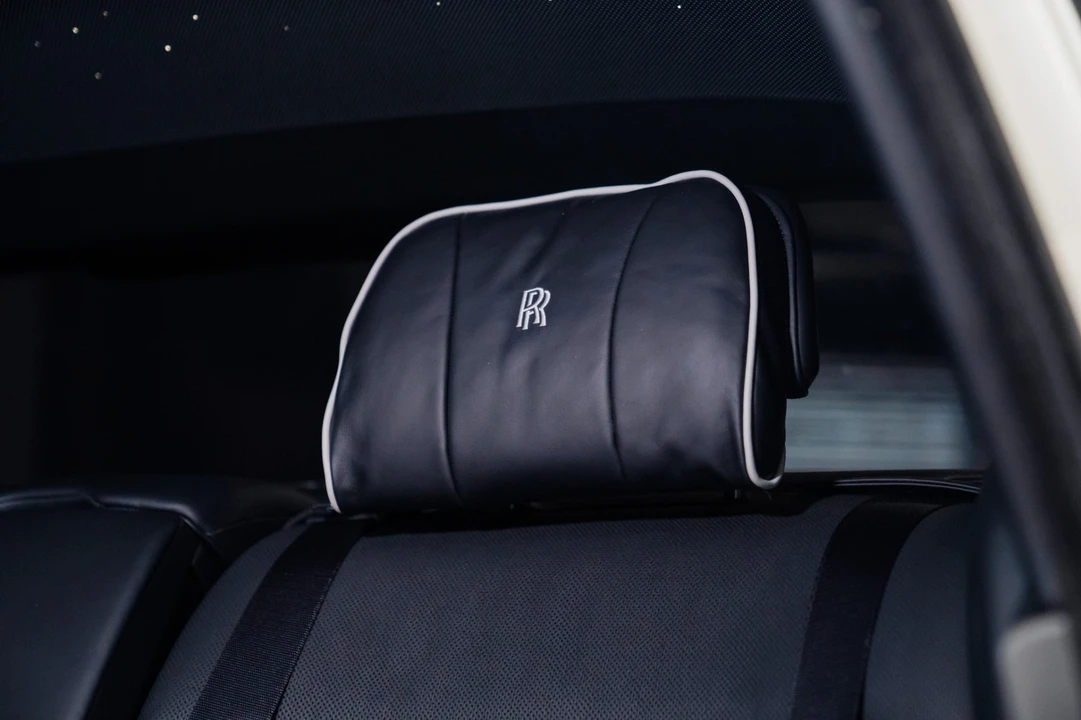 2020 Rolls-Royce Phantom VIII - Image 24 of 31