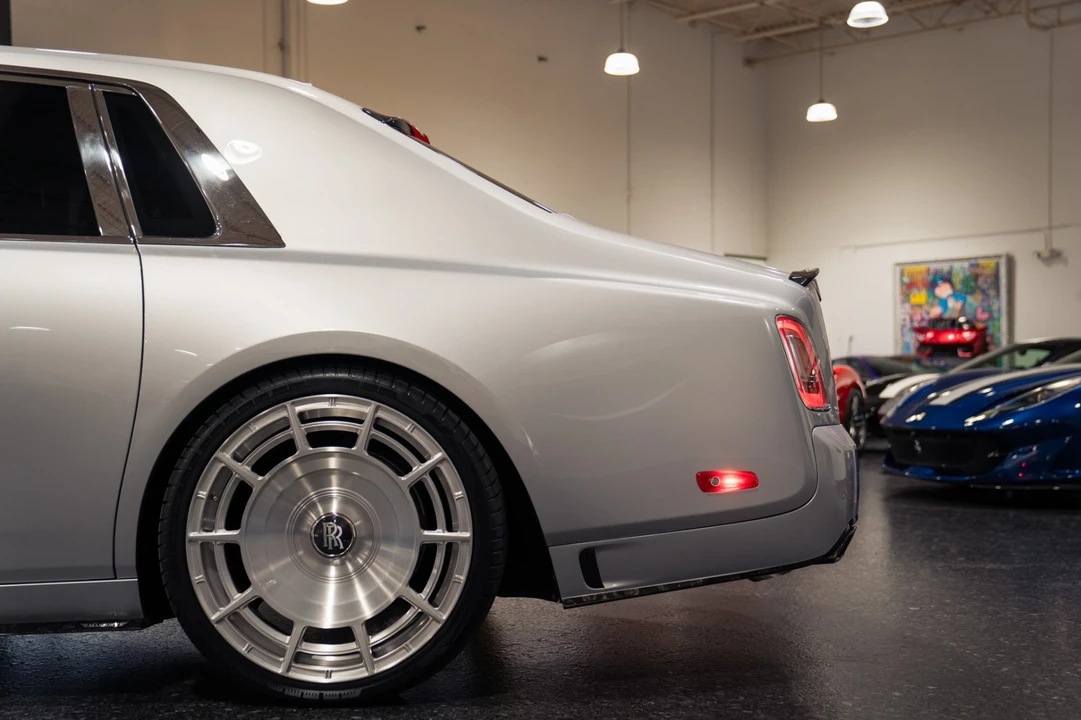2020 Rolls-Royce Phantom VIII - Image 25 of 31