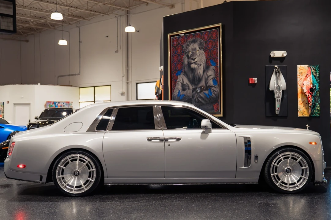 2020 Rolls-Royce Phantom VIII - Image 9 of 31