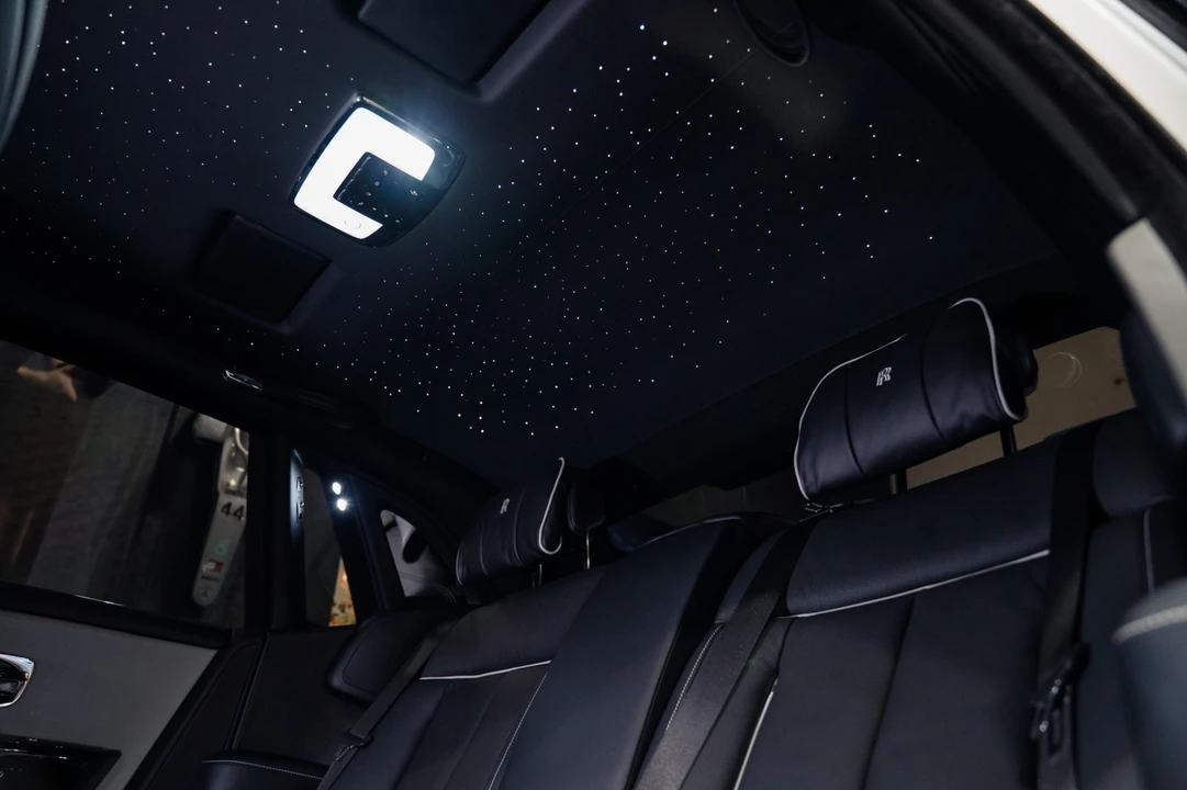 2020 Rolls-Royce Phantom VIII - Image 4 of 31