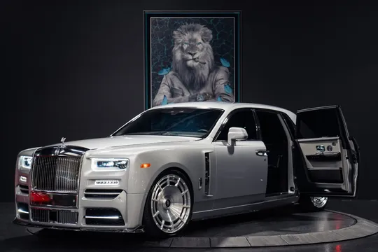 2020 Rolls-Royce Phantom Mansory Carbon Kit
