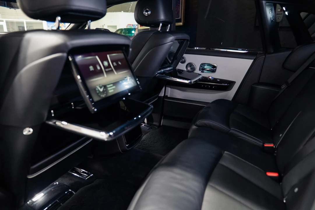 2020 Rolls-Royce Phantom VIII - Image 15 of 31