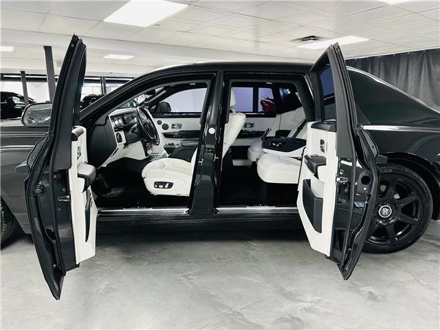 2020 Rolls-Royce Phantom VIII - Image 8 of 20
