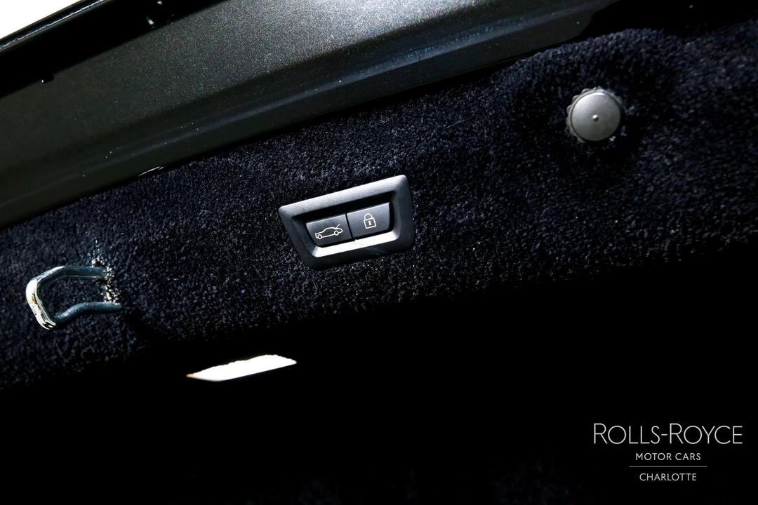 2020 Rolls-Royce Phantom - Image 27 of 31