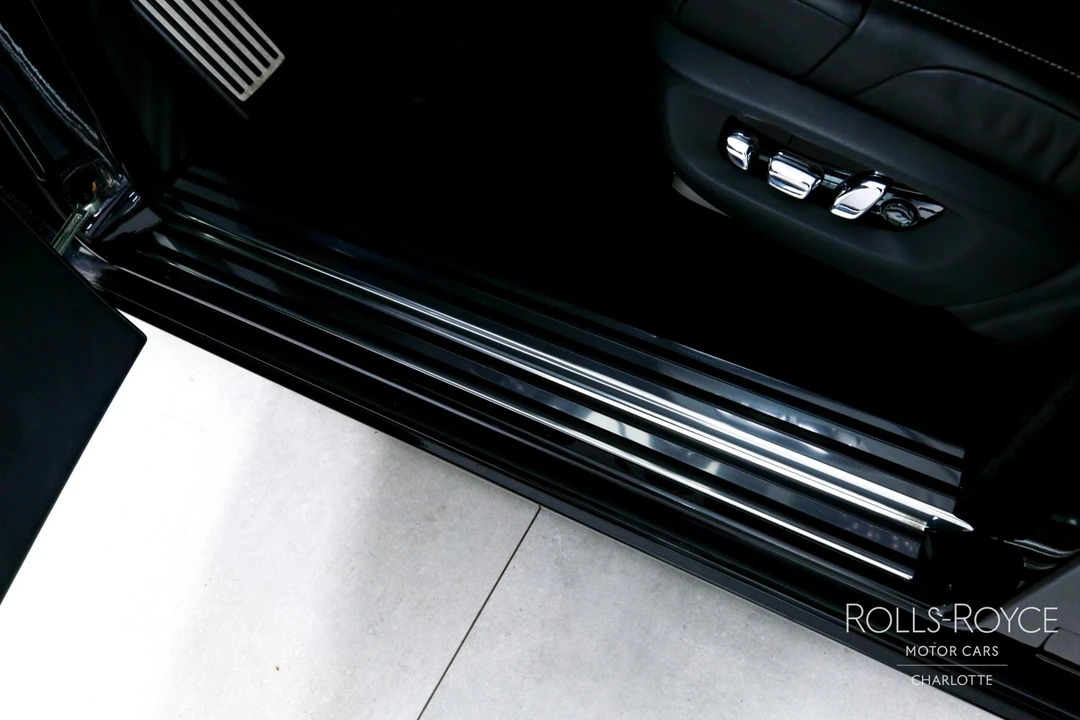 2020 Rolls-Royce Phantom - Image 17 of 31