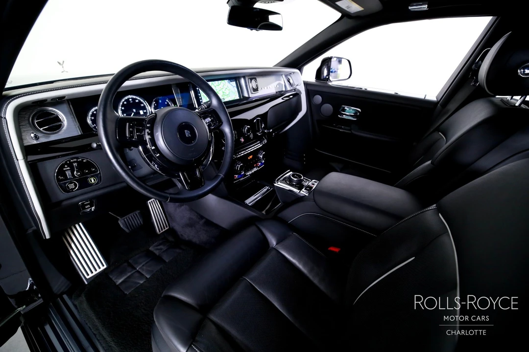 2020 Rolls-Royce Phantom - Image 4 of 31