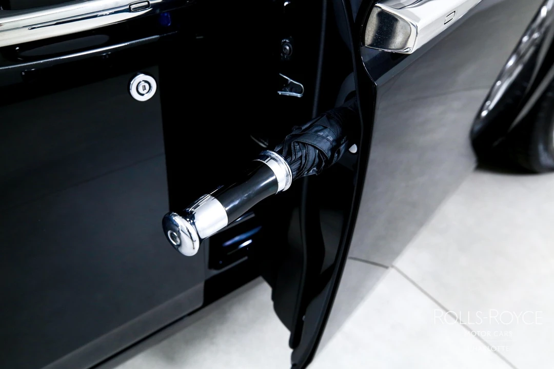 2020 Rolls-Royce Phantom VIII - Image 24 of 31