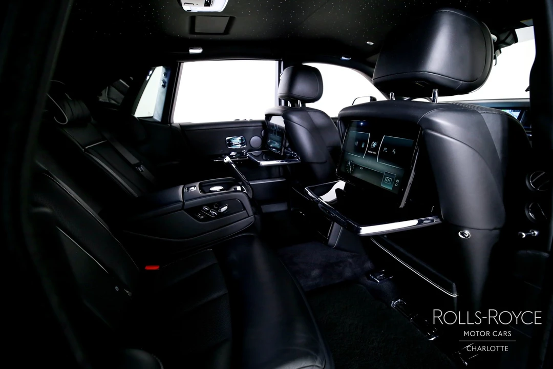 2020 Rolls-Royce Phantom VIII - Image 30 of 31