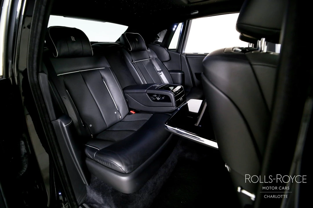 2020 Rolls-Royce Phantom VIII - Image 29 of 31