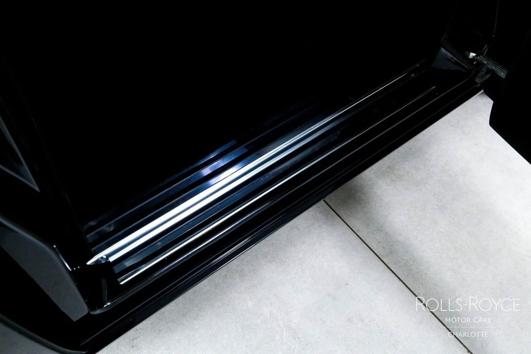 2020 Rolls-Royce Phantom - Image 25 of 31