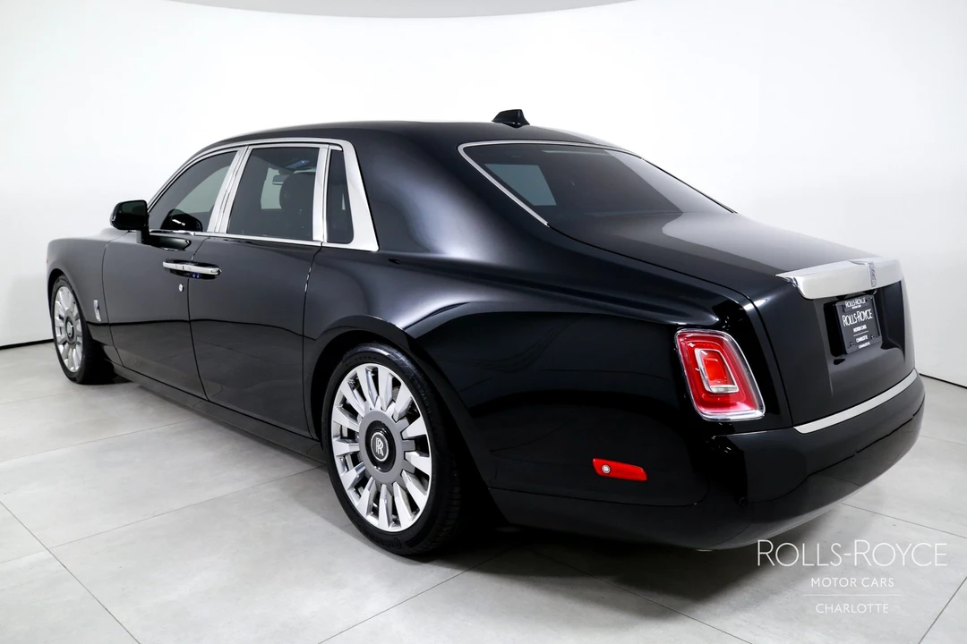 2020 Rolls-Royce Phantom VIII - Image 8 of 31