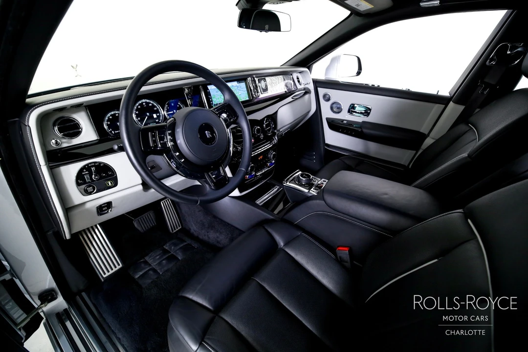 2020 Rolls-Royce Phantom VIII - Image 4 of 12