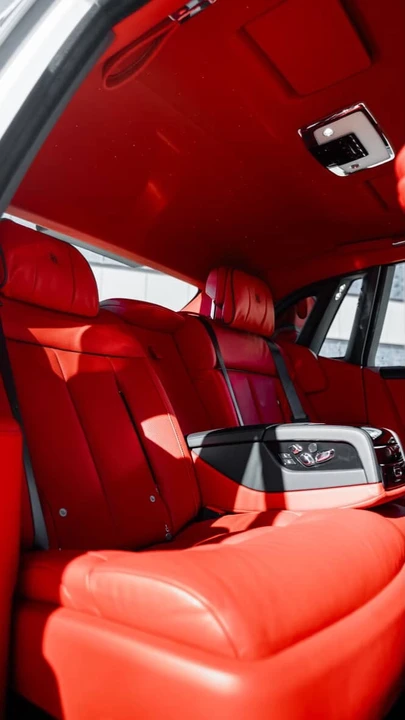 2020 Rolls-Royce Phantom VIII - Image 11 of 12