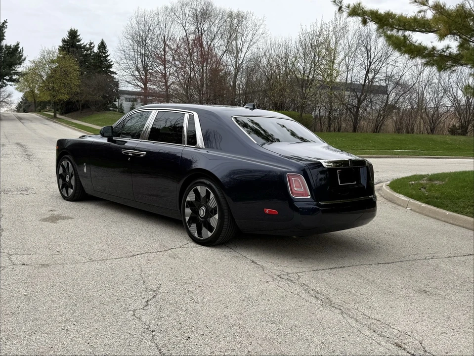 2020 Rolls-Royce Phantom VIII - Image 10 of 31