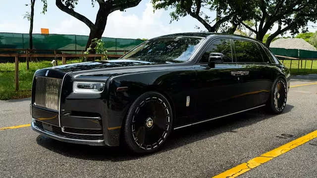 2020 Rolls-Royce Phantom