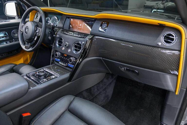 2020 Rolls-Royce Cullinan Black Badge - Image 16 of 19
