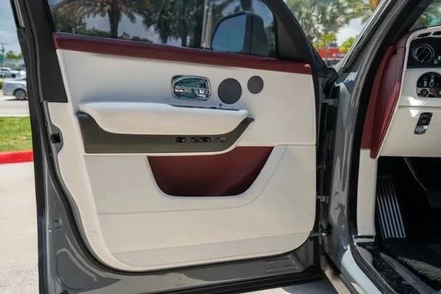 2020 Rolls-Royce Cullinan Black Badge - Image 12 of 19