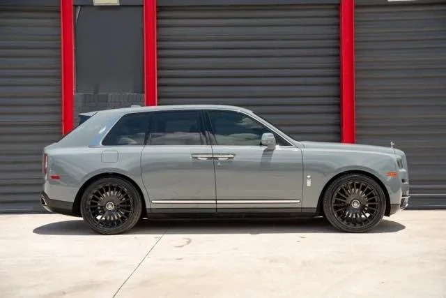 2020 Rolls-Royce Cullinan Black Badge - Image 10 of 19
