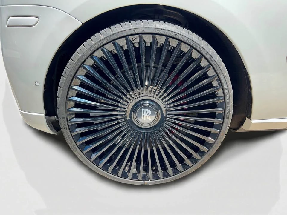 2020 Rolls-Royce Cullinan Black Badge - Image 8 of 18
