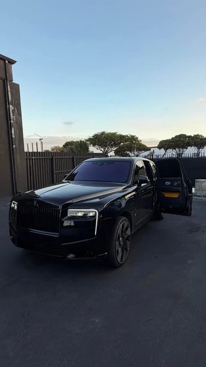 2020 Rolls-Royce Cullinan Black Badge - Image 6 of 14
