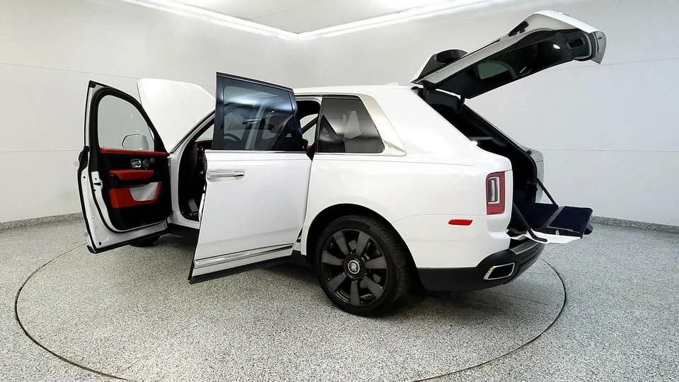 2020 Rolls-Royce Cullinan - Image 8 of 20