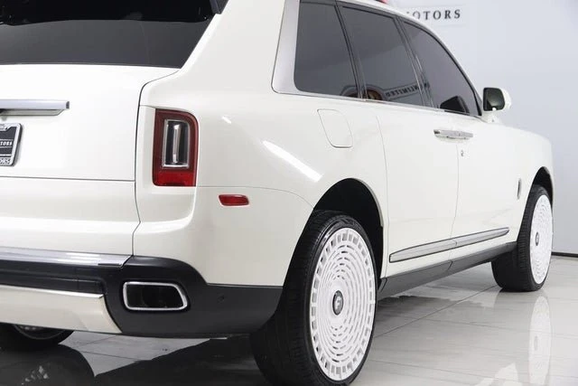 2020 Rolls-Royce Cullinan - Image 17 of 19